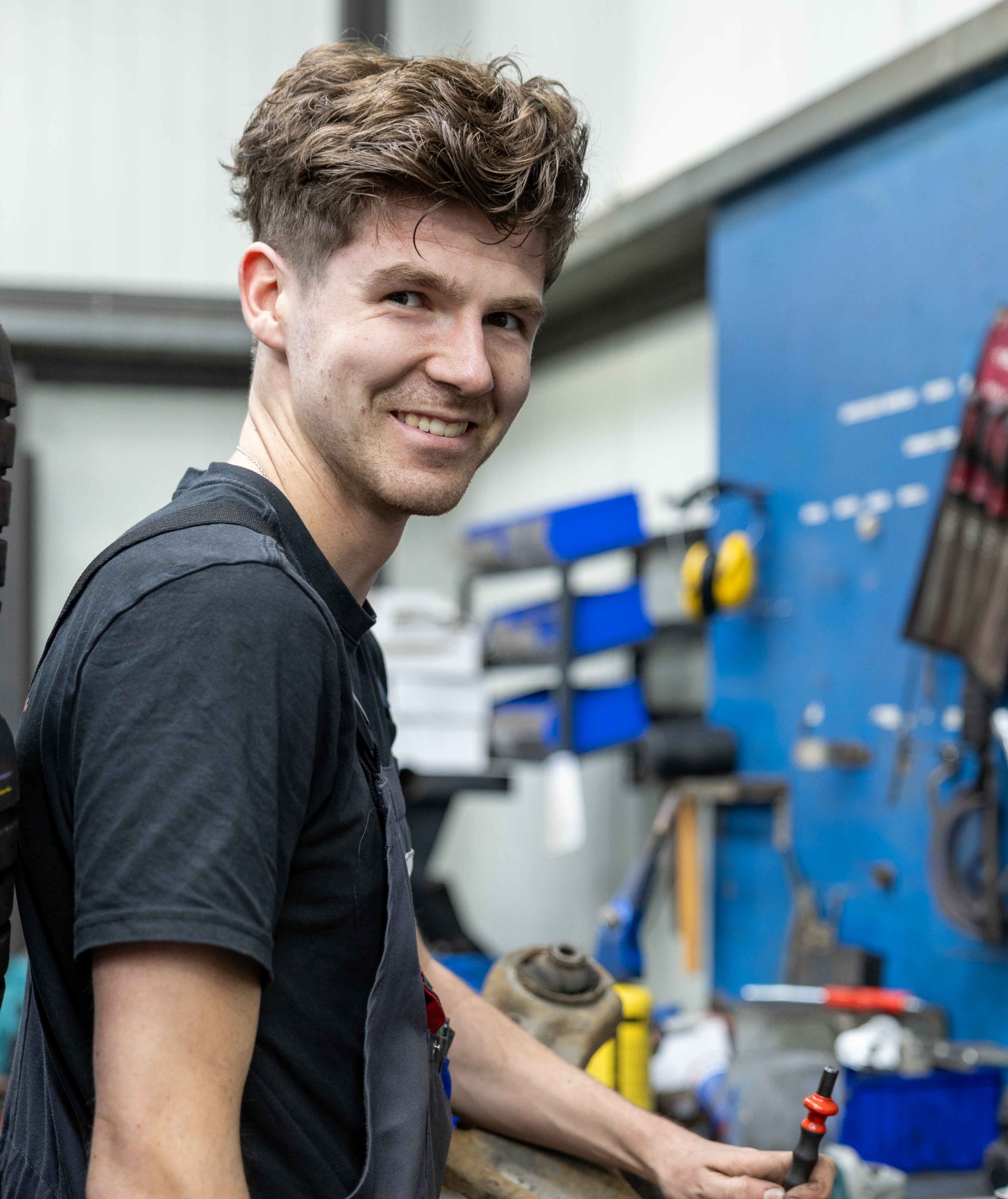 Gallery gallery_images_4_12_17737490201316075364.jpg Maurice van Dam | Auto Flikweert